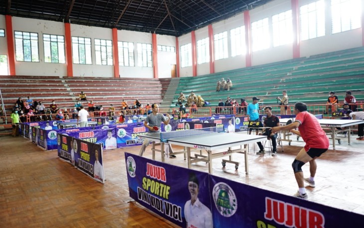 Lomba tenis meja antar ASN