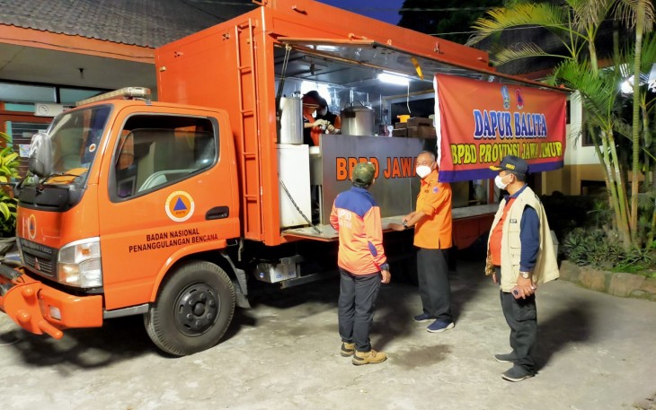 Pemprov Jatim membuka layanan Dapur Anak dan Balita bagi pengungsi