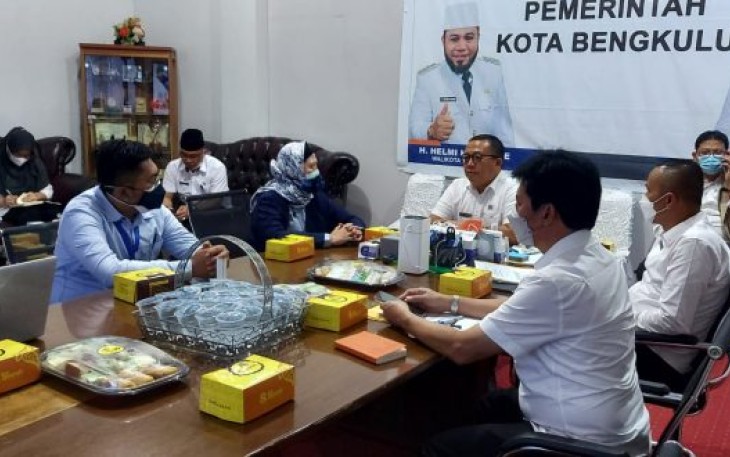  Pemkot Bengkulu menerima kunjungan kerja (kunker) tim dari Irjen Kementrian Keuangan RI yang ingin menggelar Forum Group Disscusion (FGD) dalam rangka Akselerasi Penanganan Covid dan Pemulihan Ekonomi Nasional (PC-OEN) di Kota Bengkulu
