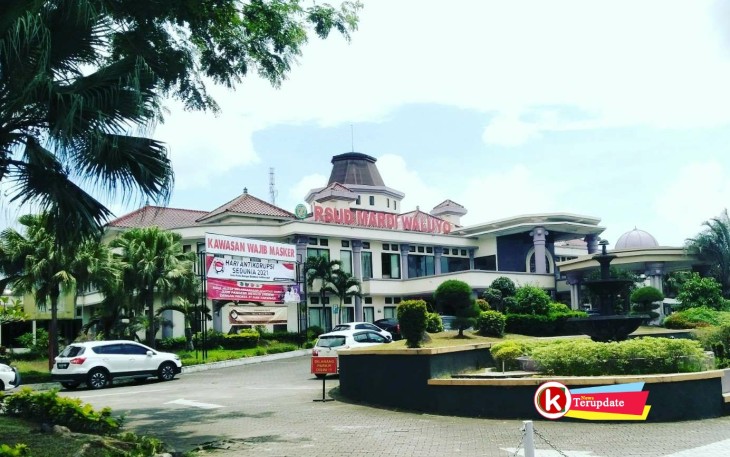 RSUD Mardi Waluyo Kota Blitar, Kamis 9 Desember 2021. (foto : Faisal NR / Klikwarta.com)
