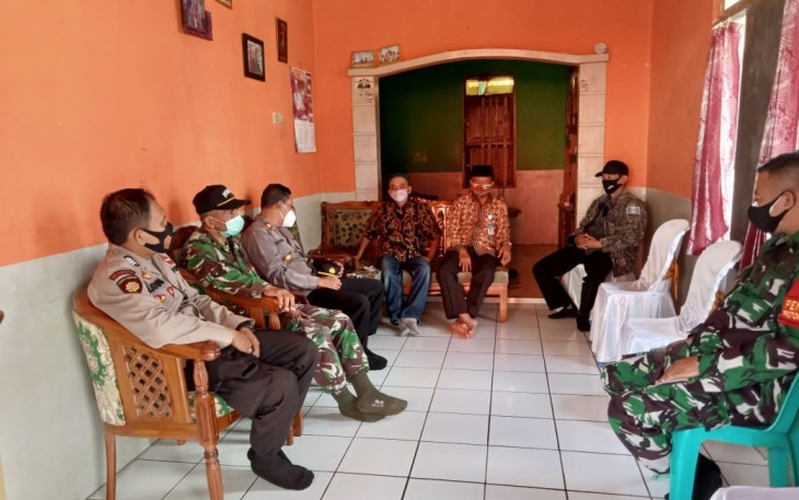 Hajatan warga dibubarkan Satgas PPKM