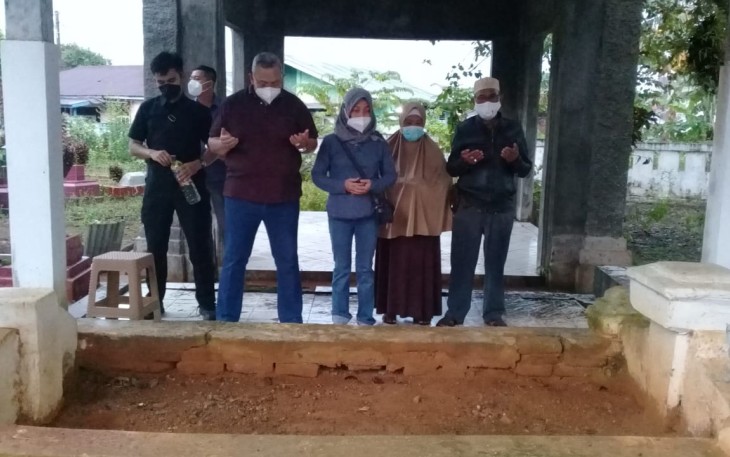 Kapolda Bengkulu Ziarah di Makam Tokoh Tabut Imam Senggo dan Imam Sabedan