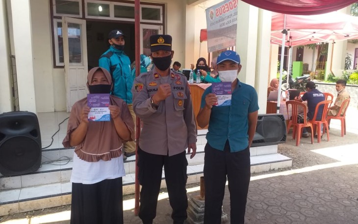 Kapolsek Argapura Pantau Langsung Pelaksanaan Giat Gerai Vaksin TNI – Polri Merdeka