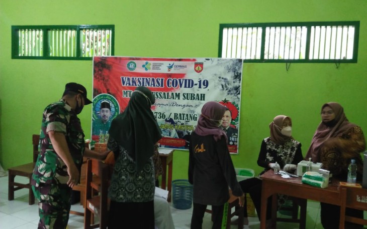 Ratusan Pelajar MTs Darussalam Terima Vaksin Tahap Dua
