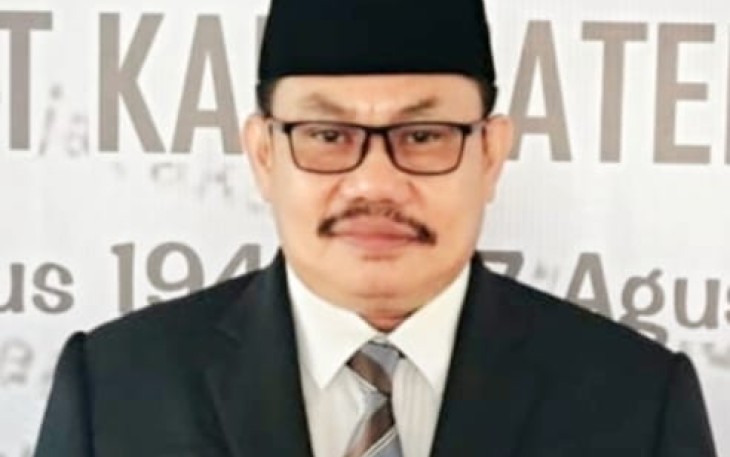 Kepala Dinas pendidikan kabupaten Bintan Tamsir.