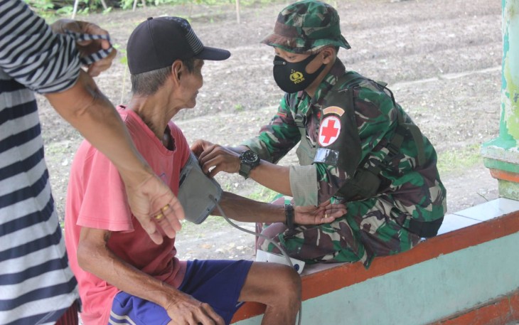 Satgas TMMD Beri Layanan Kesehatan Gratis Untuk Warga