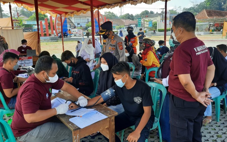 Kapolres Majalengka Pantau Langsung Serbuan Vaksinasi Covid-19