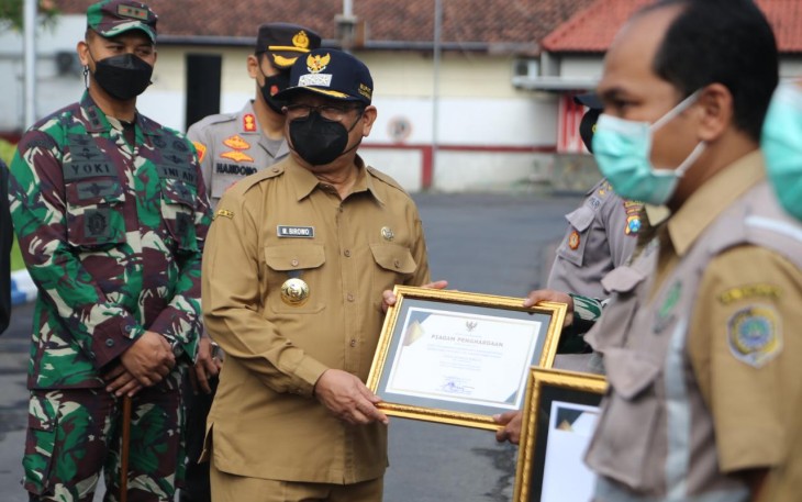 Forkopimda Kabupaten Tulungagung Beri Penghargaan Penanganan dan Penanggulangan Covid-19