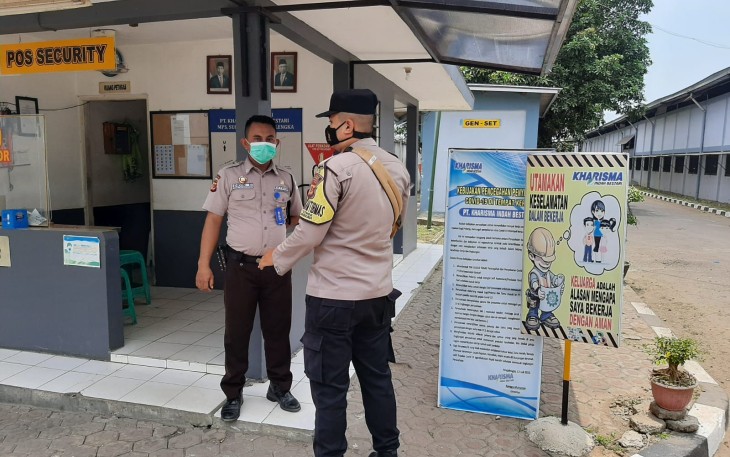 Polsek Sumberjaya Patroli Dialogis Sambang Lokasi Industri Dan Perbankan 