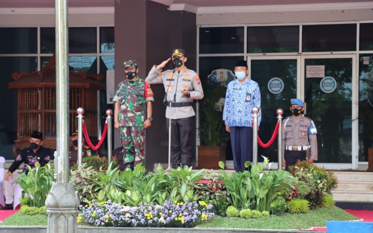 Kapolres Tulungagung Pimpin Apel Serpas Pengamanan Pilkades Serentak Tahun 2021