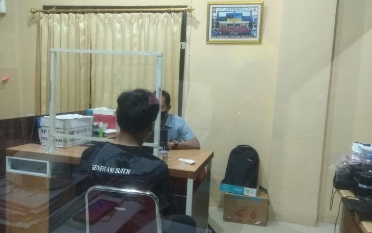 Diduga Perkosa dan Aniaya Pasangan Seorang Tukang Ojol Ditangkap Polisi