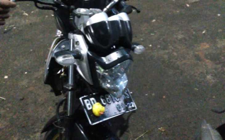  sepeda motor Yamaha Vixion Nomor Polisi BD 6610 KS