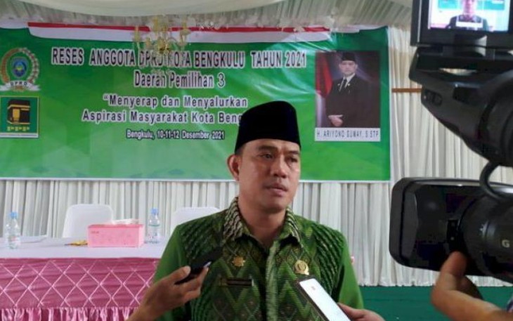 Ketua Fraksi Persatuan Perjuangan H Ariyono Gumay