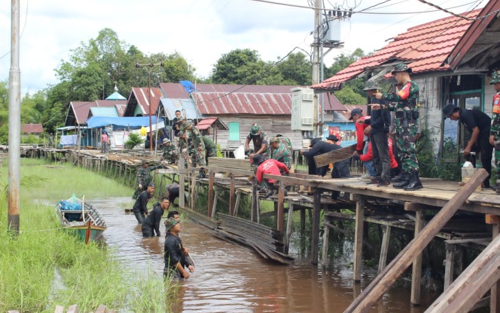 Kodim 1016 Palangka Raya saat Libatkan Anggota Beta Talawang 1 Dalam TMMD Reguler Ke 115