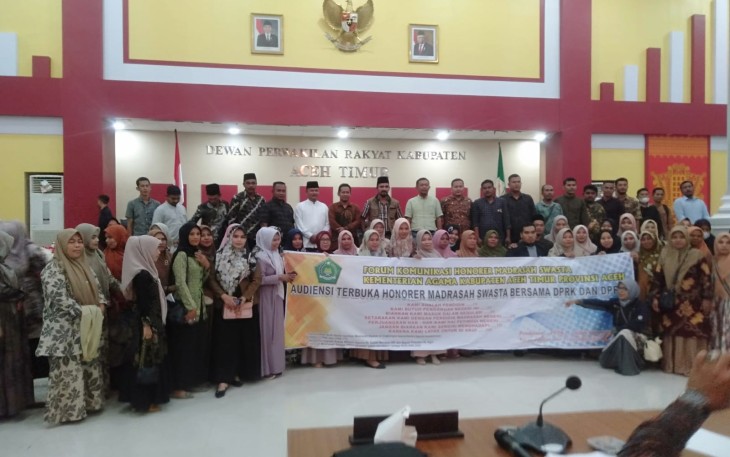 Guru Swasta saat audiensi dengan DPRK Aceh Timur