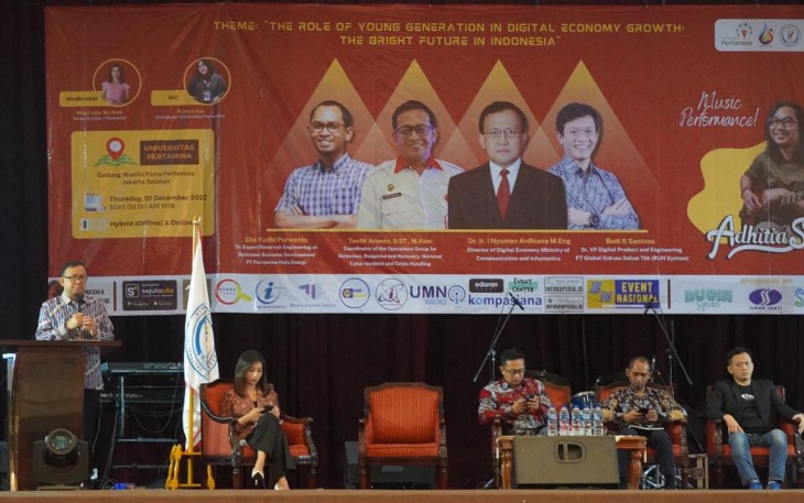Dr. Ir. I Nyoman Ardhiana, M.Eng menyampaikan peluang Indonesia dalam era digitalisasi melalui simposium Indonesia Economic Review (IER) 2022