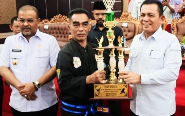 Gubernur Ansar saat Buka Kejuaraan Silat Walet Puti Cup se Provinsi Kepri di Tanjung Balai Karimun 