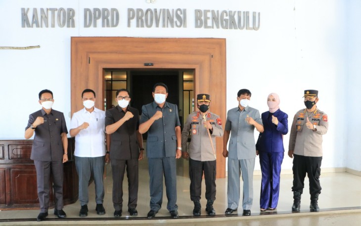 Kapolda Bengkulu Silaturahmi Ke DPRD Provinsi