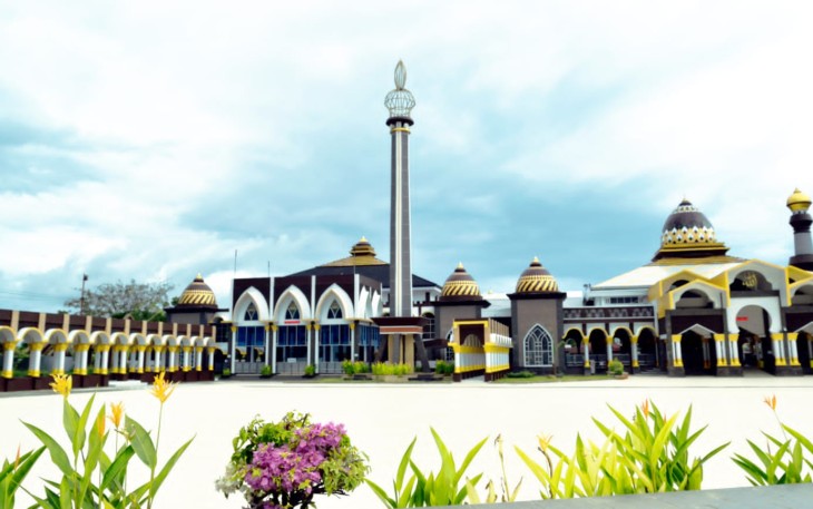 Masjid Raya Baitul Izzah Bengkulu