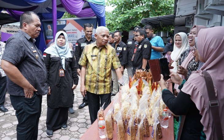 Bupati Asahan saat Launching Aplikasi SIKAS dan Tutup Virtual Asahan Job Fair 2022