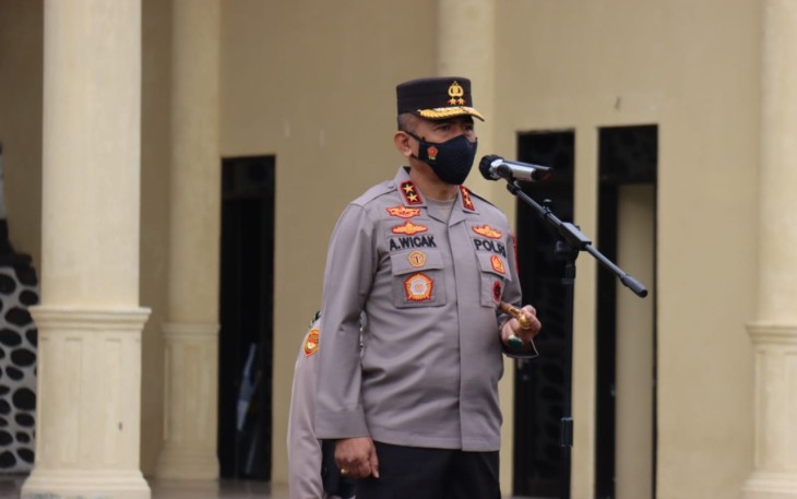 Kapolda Bengkulu Irjen Pol Drs Agung Wicaksono, M.Si., saat pimpin apel pagi di Mapolda Bengkulu Senin (17/10/2022).