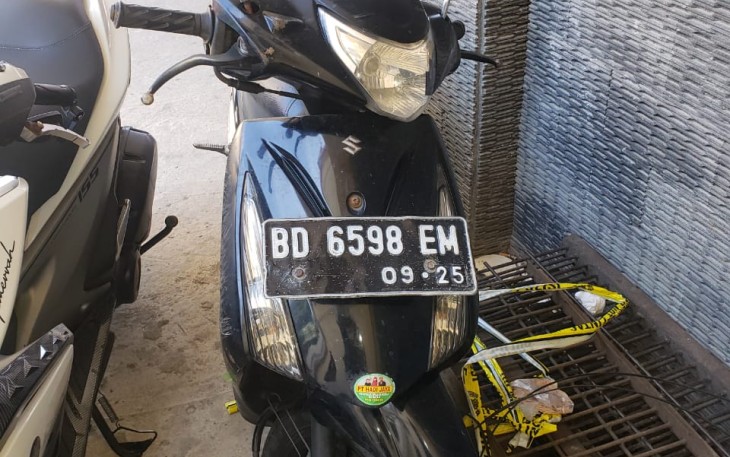 sepeda motor pelaku 