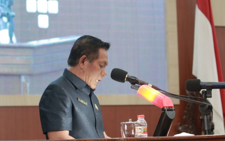 Jaya Marta dari Fraksi PKB saat sampaikan pidato berkaitan tentang kesehatan di rapat paripurna DPRD Kota Bengkulu, Selasa (08/11/22).