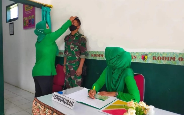  Persit Kartika Candra Kirana Cabang XV Kodim 0801/Pacitan saat Gelar Pos Bindu.