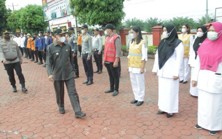 Bupati Asahan saat pimpin Apel Gelar Kesiapan Penanggulangan Bencana Karhutla