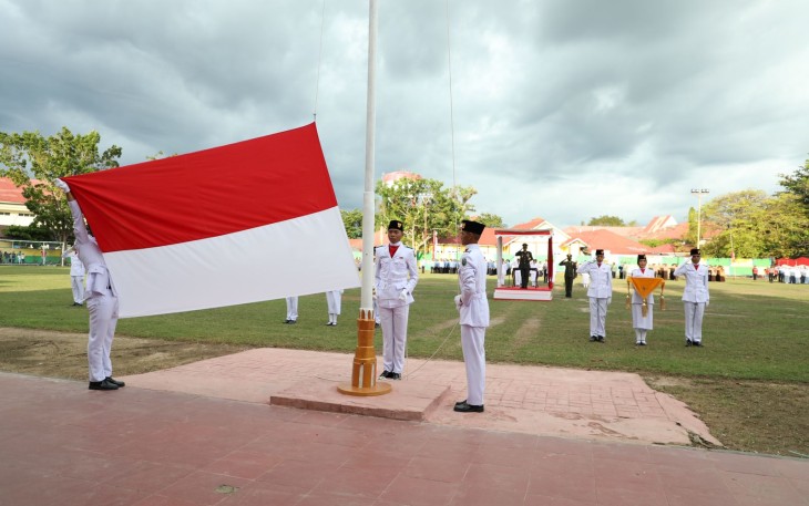 Penurunan Bendera Merah Putih HUT RI Ke 77 di Kab. HSU