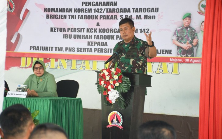 Danrem 142/Tatag saat Kunjungi Prajuritnya di Kodim 1401/Majene