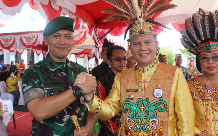 Dandim-Bupati Gunung Mas Bersinergi Pecahkan Rekor Muri 