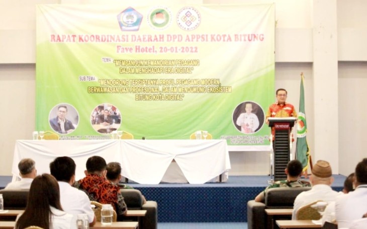 Walikota Bitung Maurits Mantiri saat memberikan sambutannya
