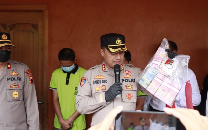 Kapolres Rembang AKBP Dandy Ario Yustiawan, S.I.K. saat gelar perkara, Senin (5/12/2022) pagi.