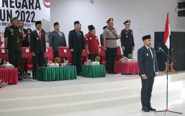 Wakil Gubernur Sumbar menjadi Inspektur Upacara pada peringatan Hari Bela Negara yang dipusatkan di Monumen Pemerintah Darurat Republik Indonesia (PDRI), Koto Tinggi, Gunuang Omeh.