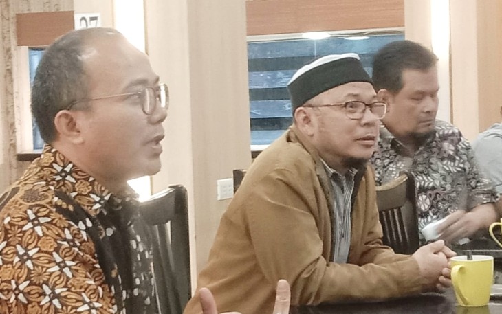 Staf Khusus Menteri Koperasi dan UKM Riza Damanik pada acara pelatihan “Coaching Business" terhadap koperasi sektor riil terpilih, di Kota Padangsidempuan, Sumatra Utara, beberapa hari yang lalu.