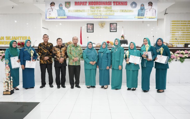Sekda saat Buka Rakornis TP PKK Kabupaten Asahan