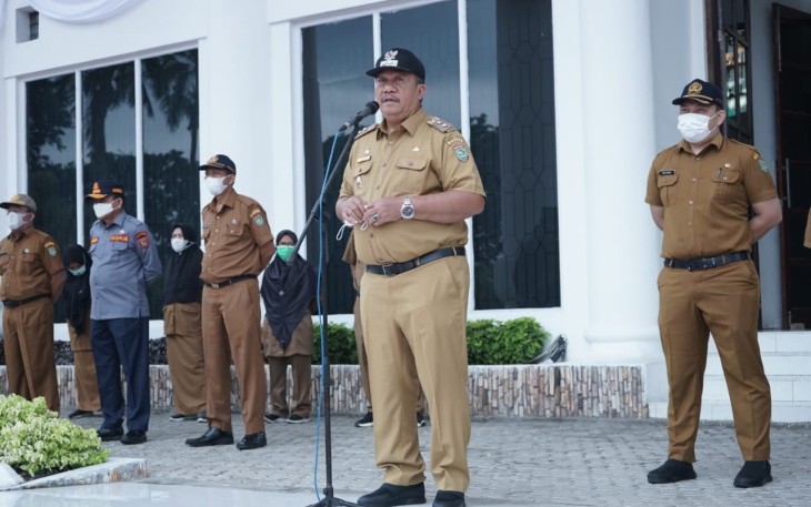 Wabup Asahan saat Pimpin Apel Gabungan Awal Agustus