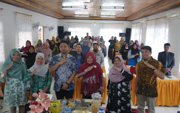 Peserta tampak antusias mengikuti sosialisasi Penumbuhan Milenial Entrepreneur di Hotel Hasiba.