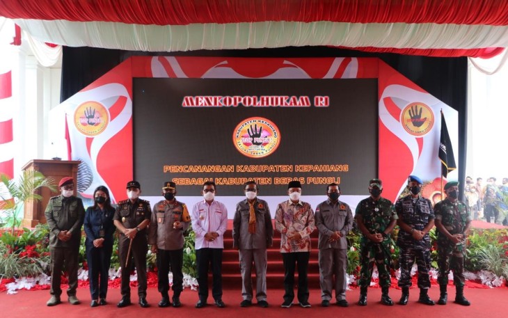 Foto bersama dalam Pencanangan Daerah bebas Pungutan Liar (Pungli), Sabtu (12/03/22).