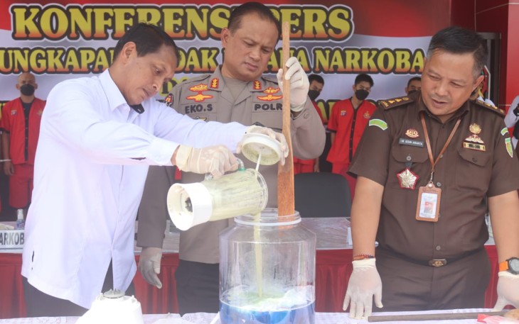 Pemusnahan 1,2 Kg Sabu 