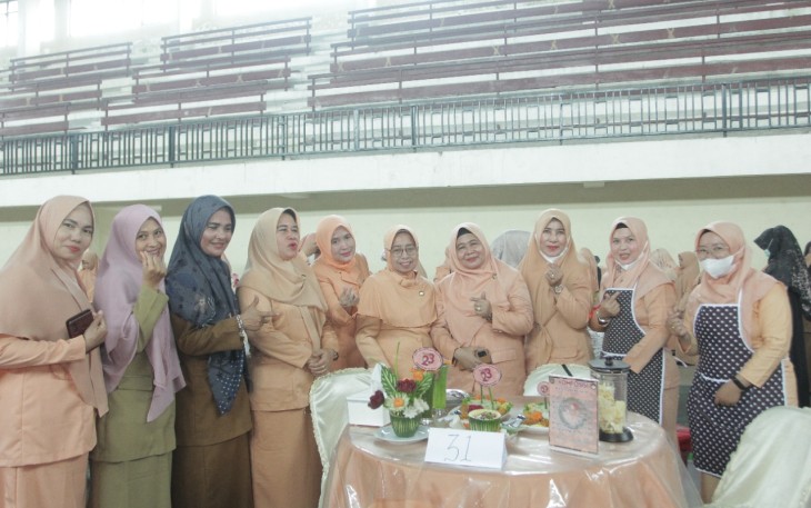  Dharma Wanita Persatuan Kab. Asahan saat Gelar Lomba Memasak