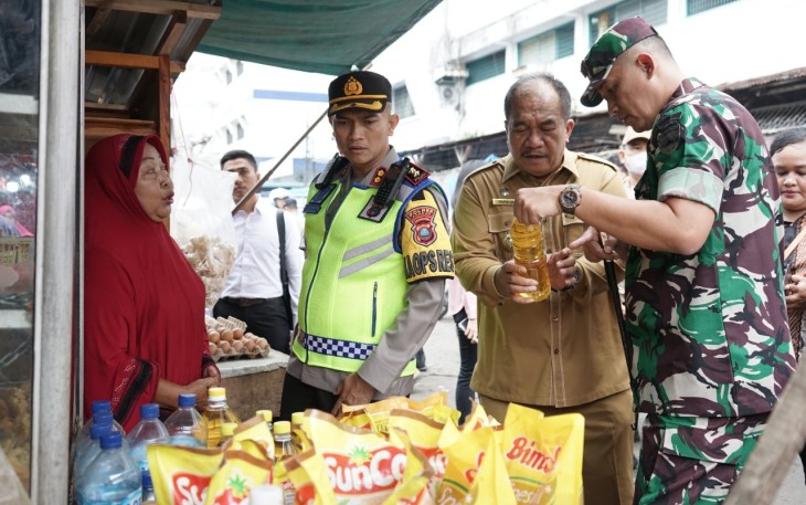 Wakil Bupati dan Forkopimda Asahan saat Lakukan Sidak Pasar