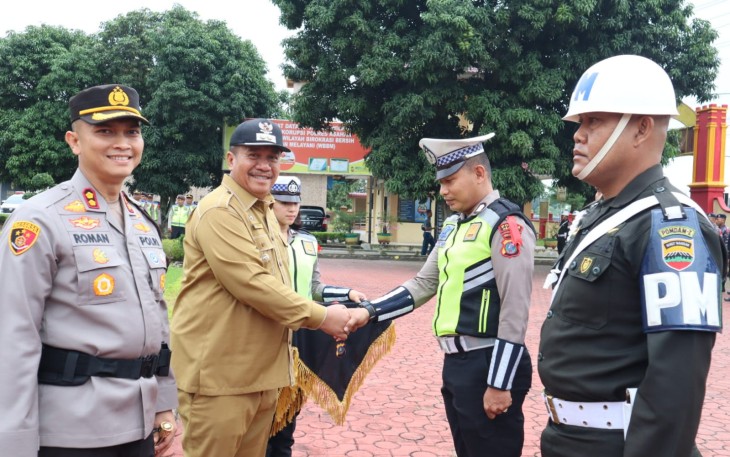 Wakil Bupati Asahan saat Ikuti Apel Gelar Pasukan Operasi Lilin 2022