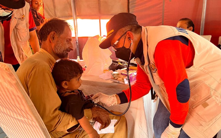 Tim Medis Indonesia Layani Penyintas di Tent City Bin Qasim