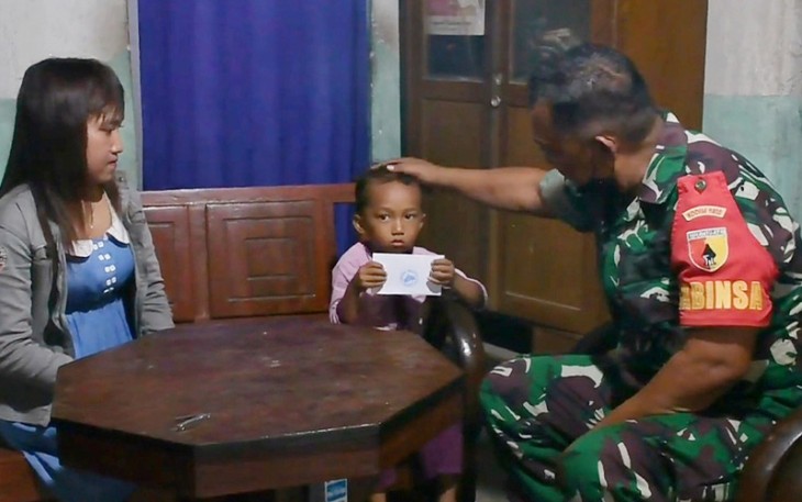Kepedulian Sertu Sugiarto Terhadap Anak Yatim Piatu