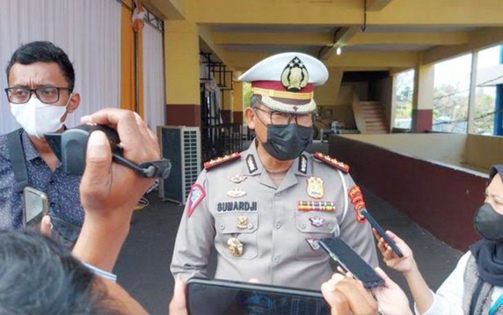 Dirlantas Polda Bengkulu kombespol. Sumardji, S.H., M.H., saat diwawancarai awak media