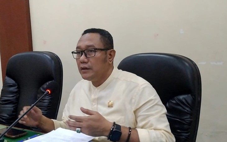 Mugianto, Ketua Pansus III DPRD Kabupaten Trenggalek, saat di konfirmasi setelah rapat di ruang aula, Rabu (12/1/2022) ( Foto : Hardi Rangga, klikwarta.com).