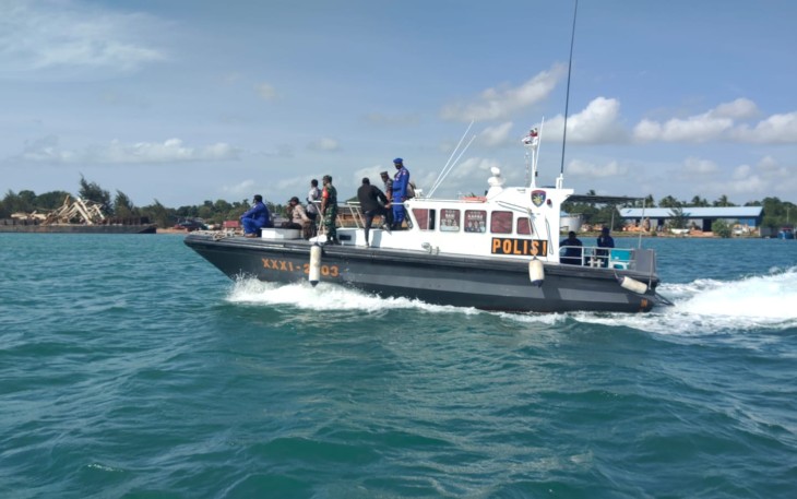 Satpolair Polres Bintan melaksanakan Patroli laut bersama TNI dan Pemerintahan Kecamatan Bintan Timur (Bintim) disepanjang perairan laut kecamatan Bintan Timur 