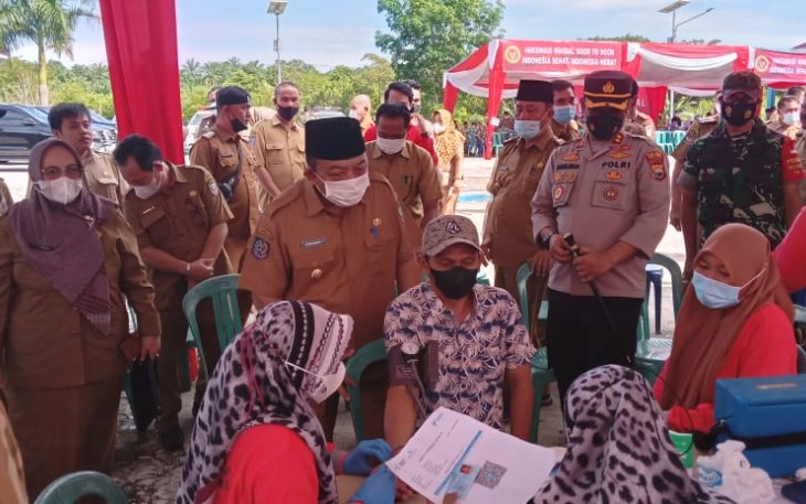 Vaksinasi Covid-19 Dosis tiga (Booster Vaksin) bagi Aparatur Sipil Negara ( ASN ) dan Pegawai Tidak Tetap (PTT), serta masyarakat Seluma